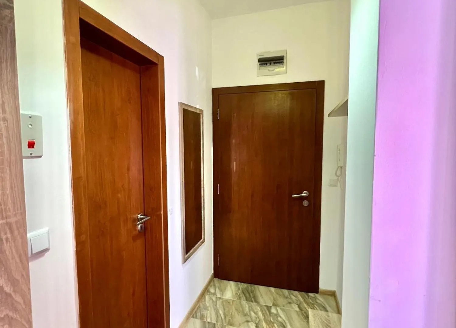 Id Apartment Warna