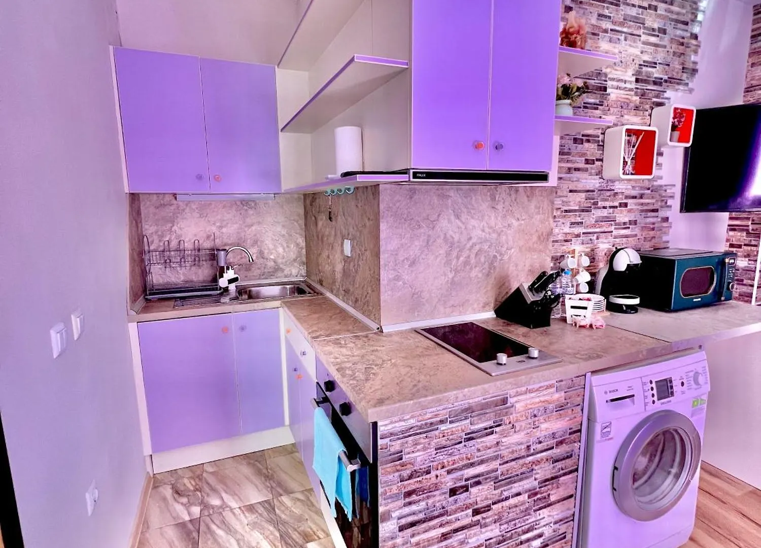 Id Apartment Warna